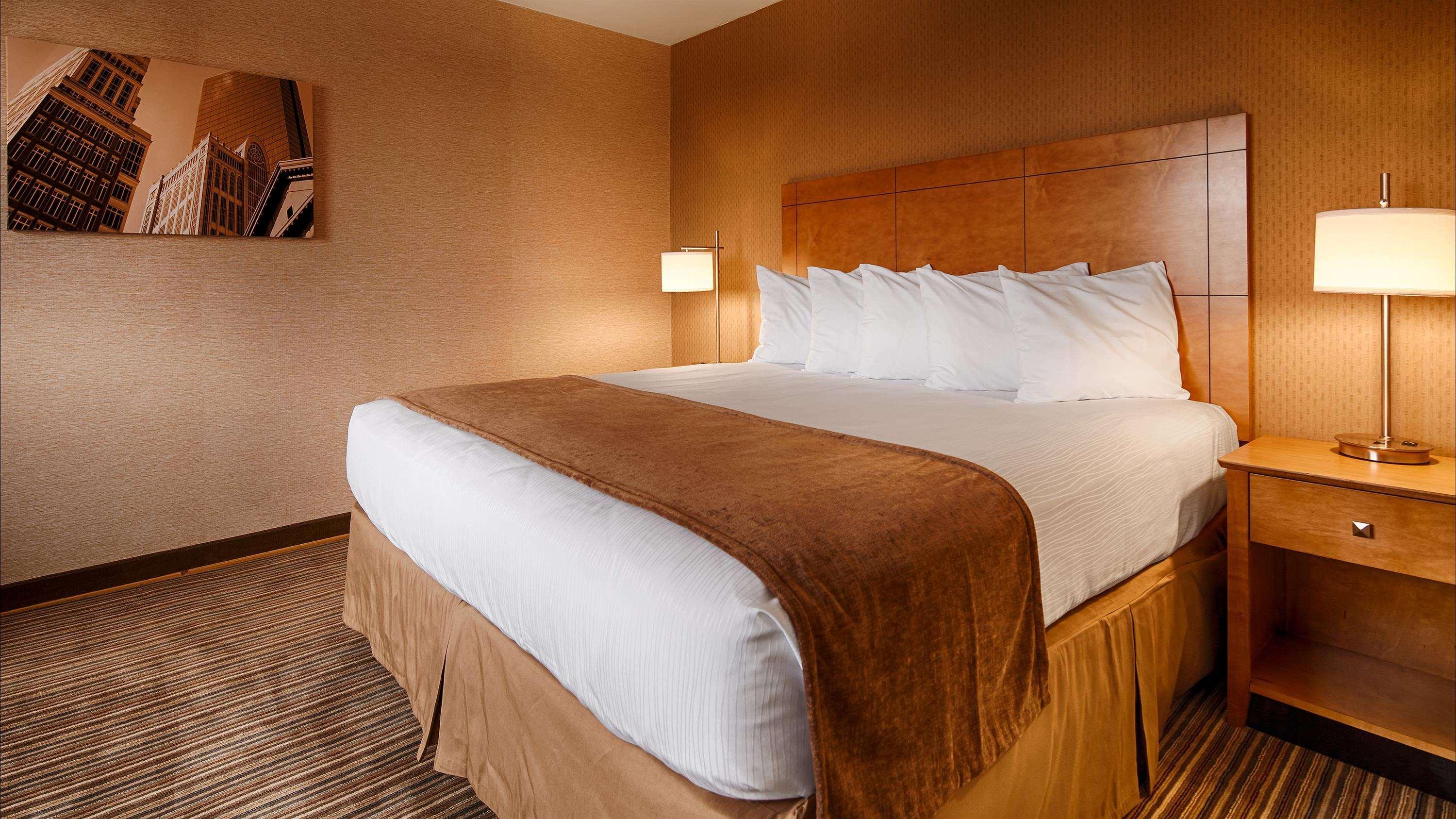 Best Western Royal Plaza Hotel And Trade Center Marlborough Buitenkant foto